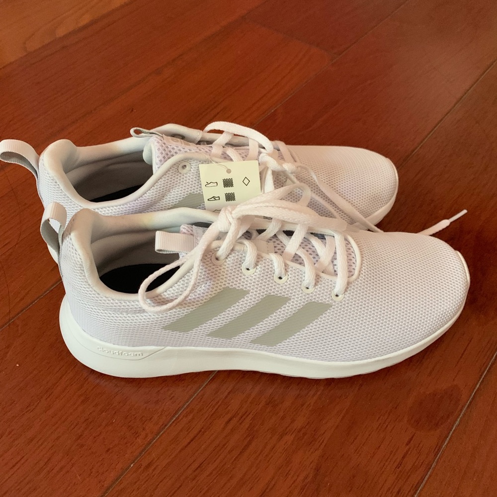 NWT ADIDAS LITE RACER CLN